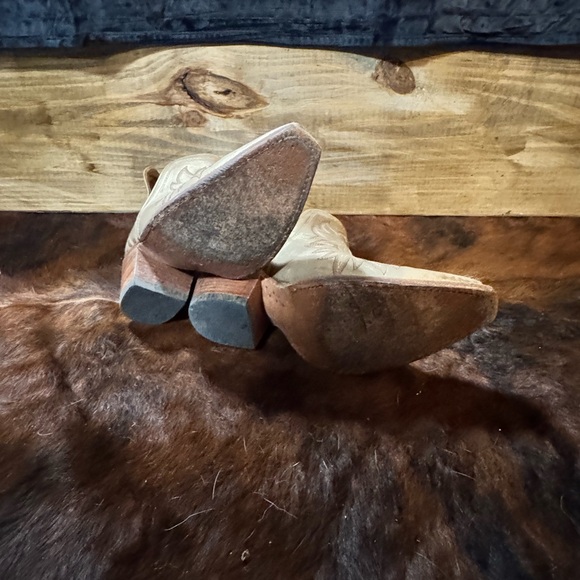 Ariat Gold Western Ankle Booties - Picture 2 of 3